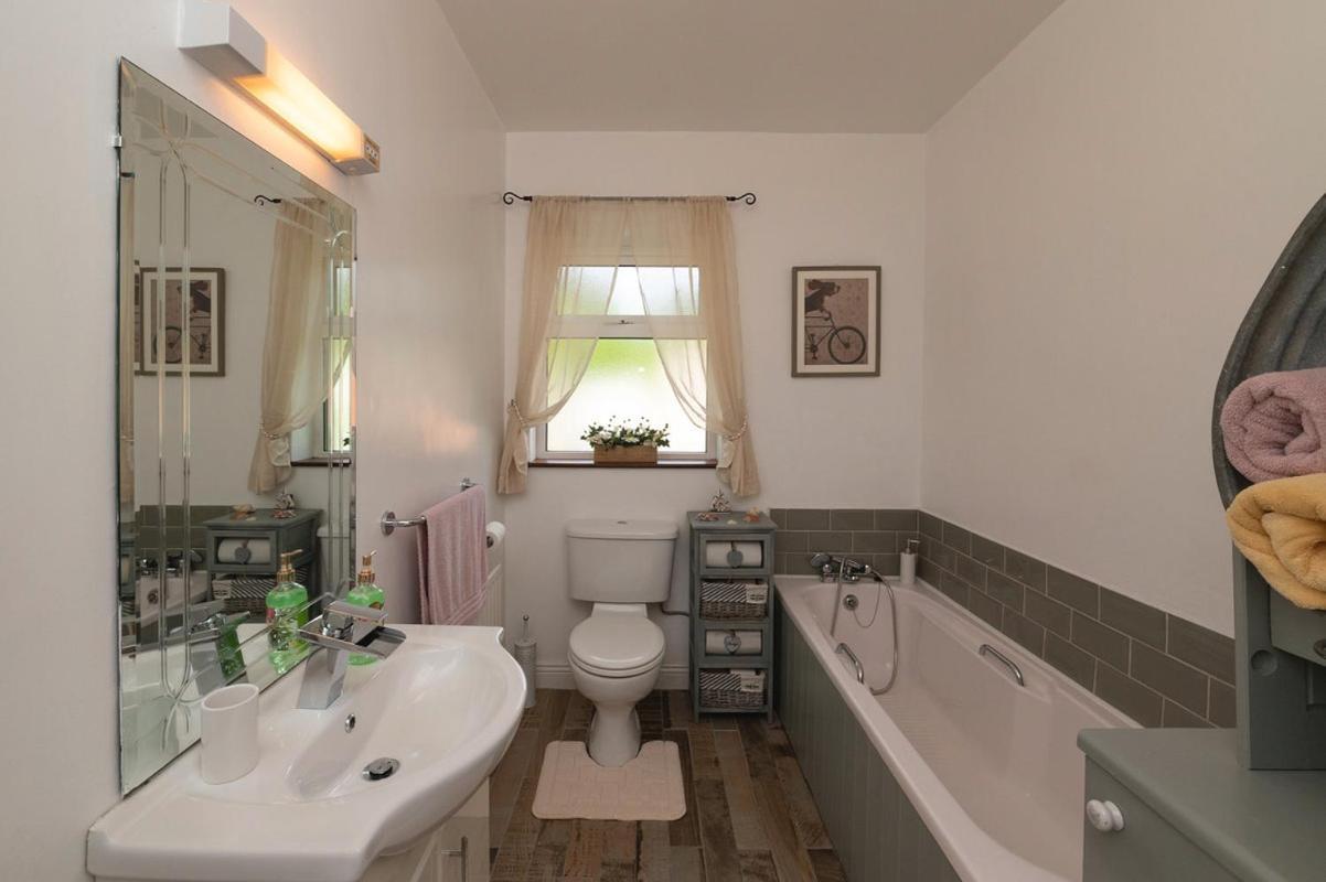 The Laurels Villa Waterford Esterno foto